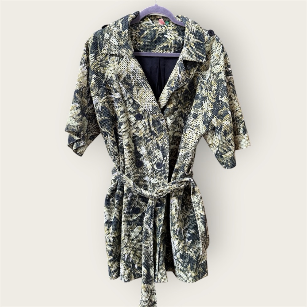 Farm foliage Printed Short Sleeve Robe Dress with Belt - Black & green jacket